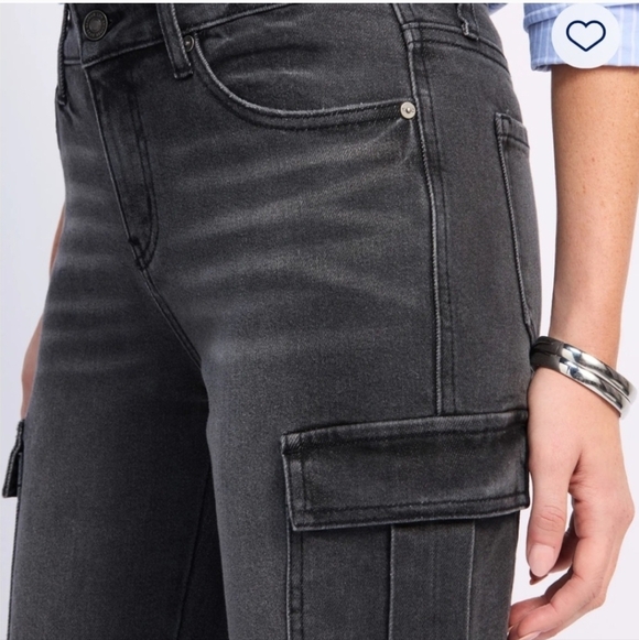 KanCan Nyla Mid-rise Baby Boot Jeans Size: 8 - Picture 3 of 9